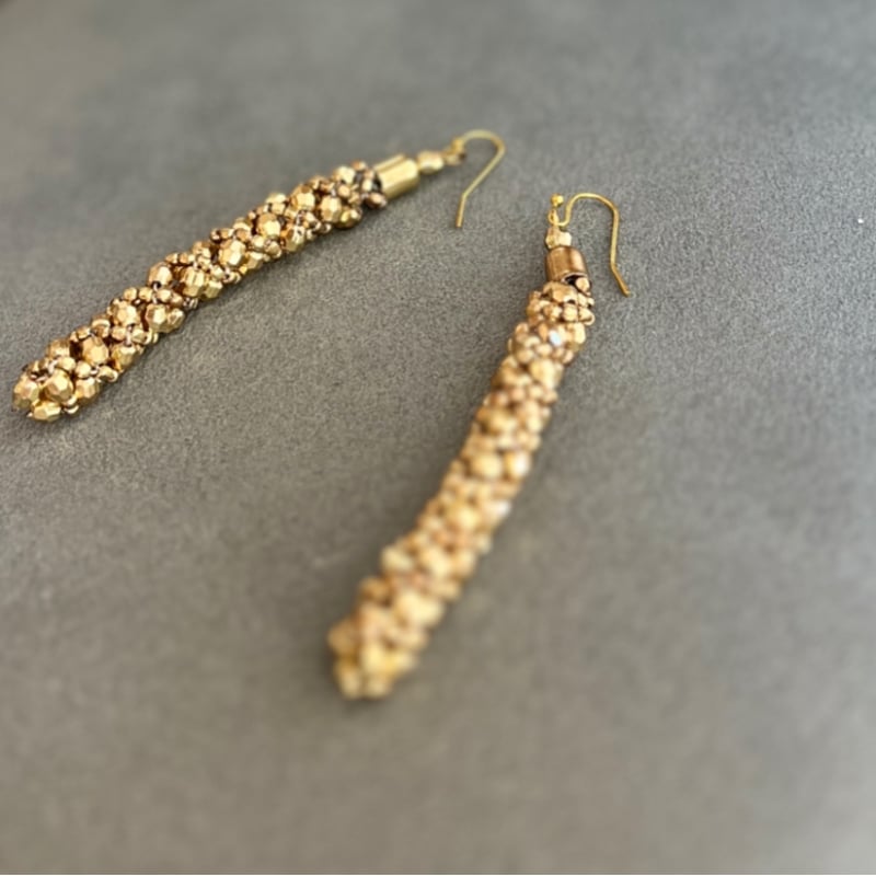 stardust earrings （GOLD）＊ピアスのみ | La robe froufrou