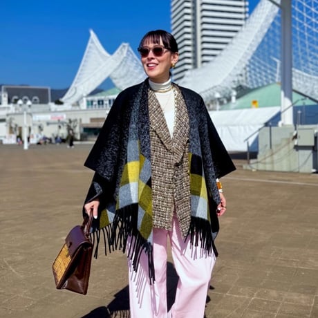 Black Cape With Checks Border