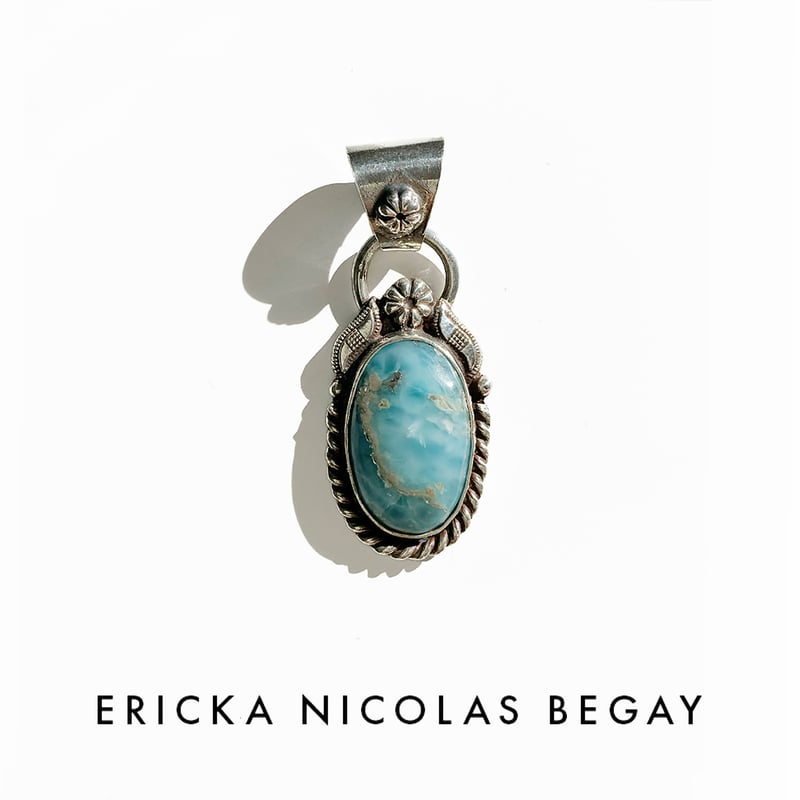 ERICKA NICOLAS BEGAY【ムーンストーン ペンダントトップ 