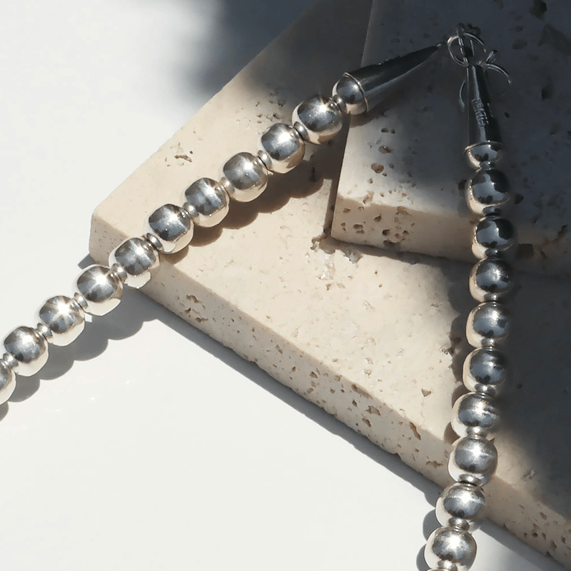 ERICKA NICOLAS BEGAY 7mm/50cm Shiny navajo pea