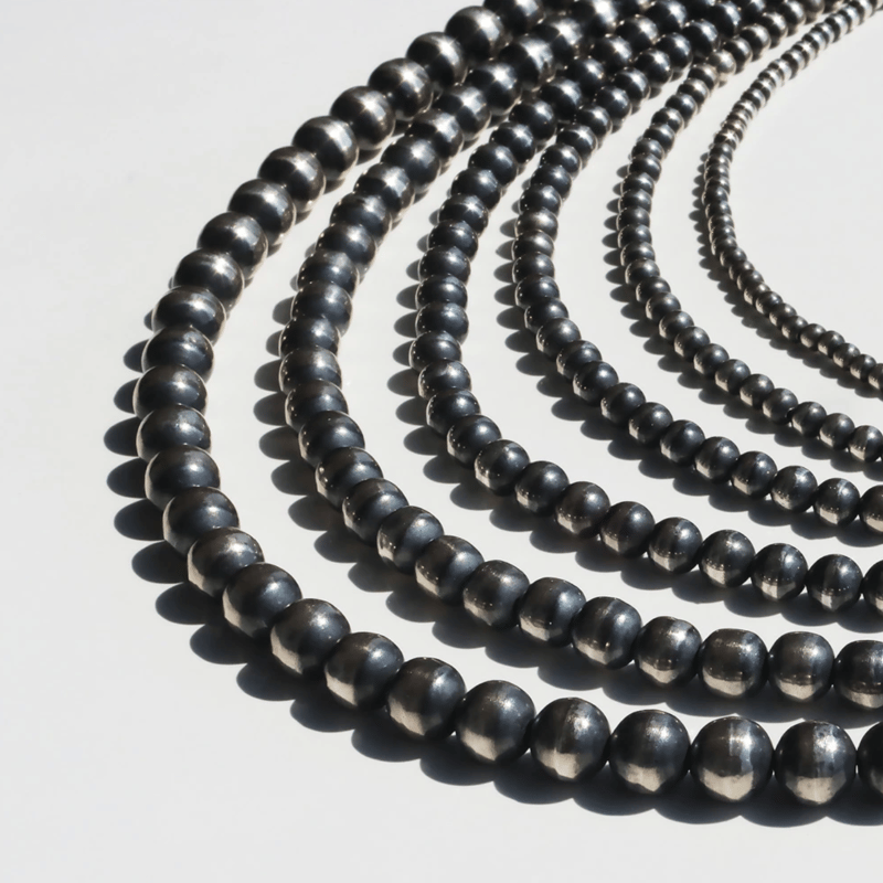 ダナキャランニュヨーク定価14万円カシミヤ×スパンコール×ビーズ3ブラックボレロ ERICKA NICOLAS BEGAY 7mm/40cm Oxidized navajo