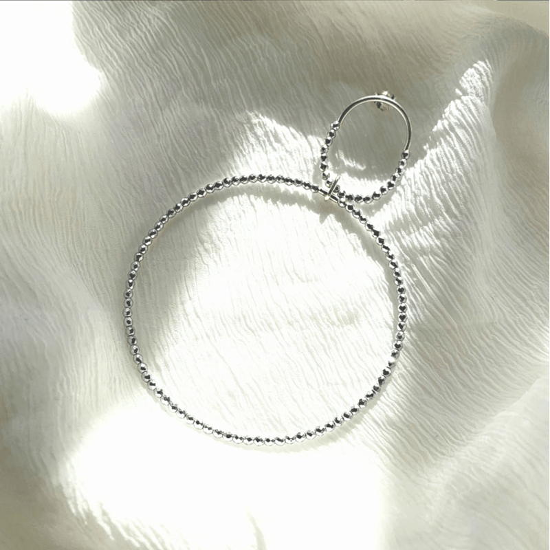 SASKIA DIEZ サスキア ディツ】【スパークリングイヤリング