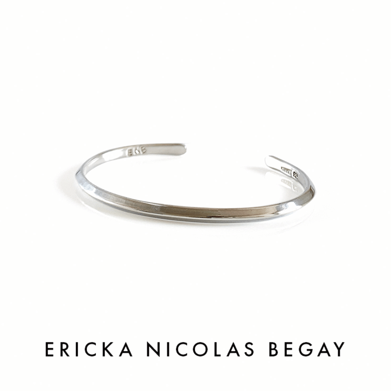 エリッカニコラスビゲイシルバーバングル③トライアングル