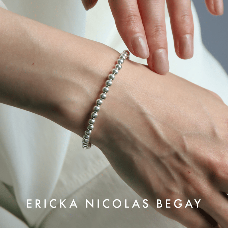 ERICKA NICOLAS BEGAY【4mm/18cm シャイニー ナバホパール ERICKA NICOLAS BEGAY【4mm/18cm シャイニー ナバホパール