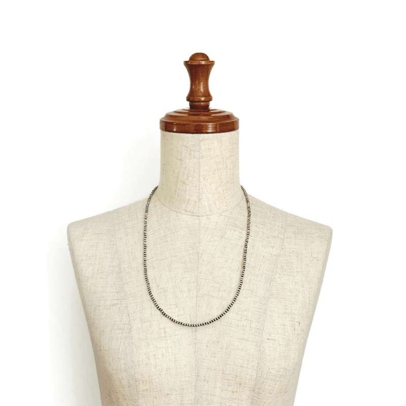 ERICKA NICOLAS BEGAY 3mm/60cm Oxidized navajo