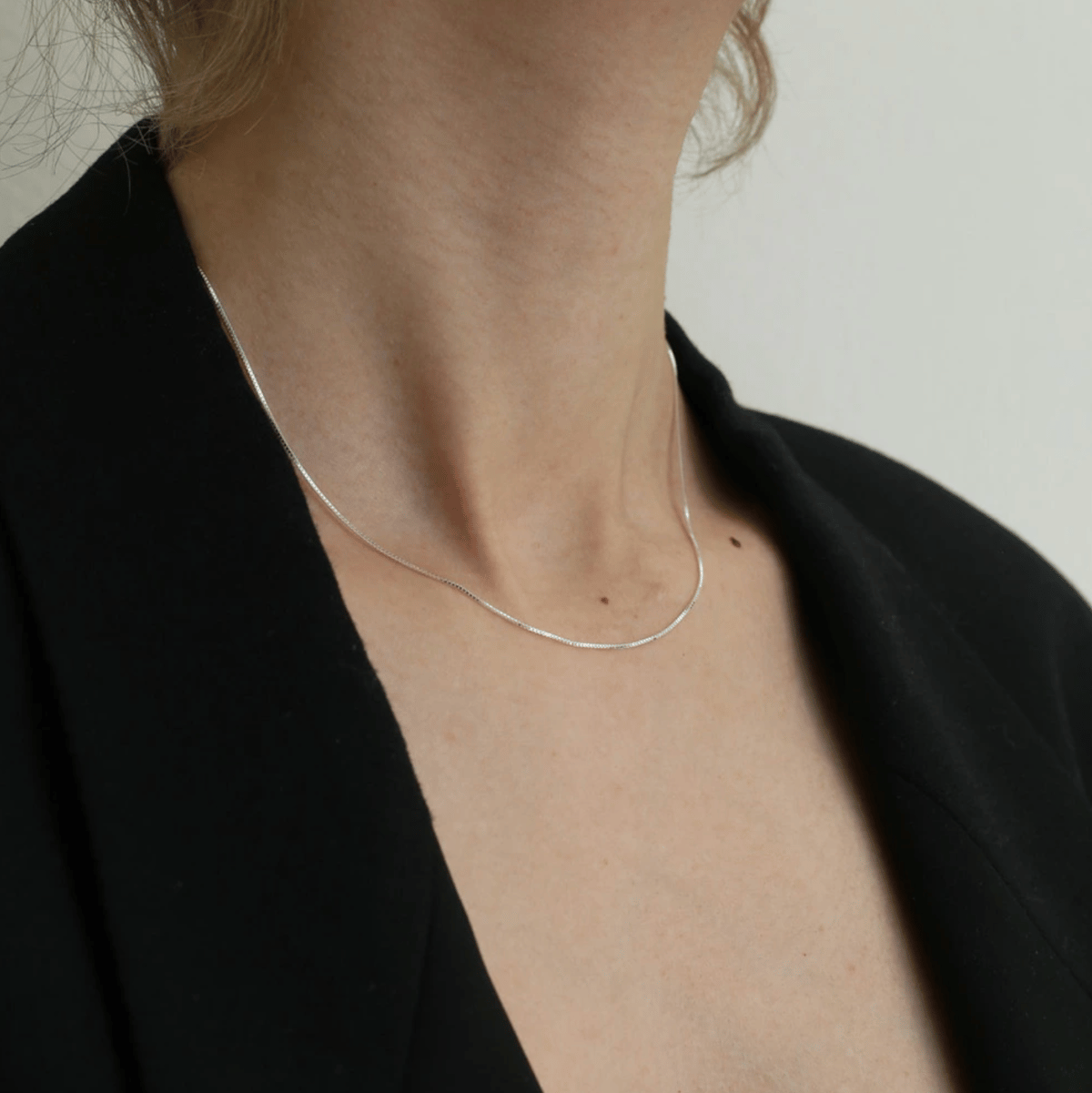 HERMINA ATHENS ヘルミーナ アテネ】シルバー グロッシー シン