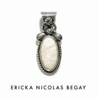 ERICKA NICOLAS BEGAY【04 ホワイト ターコイズ ペンダントトップ