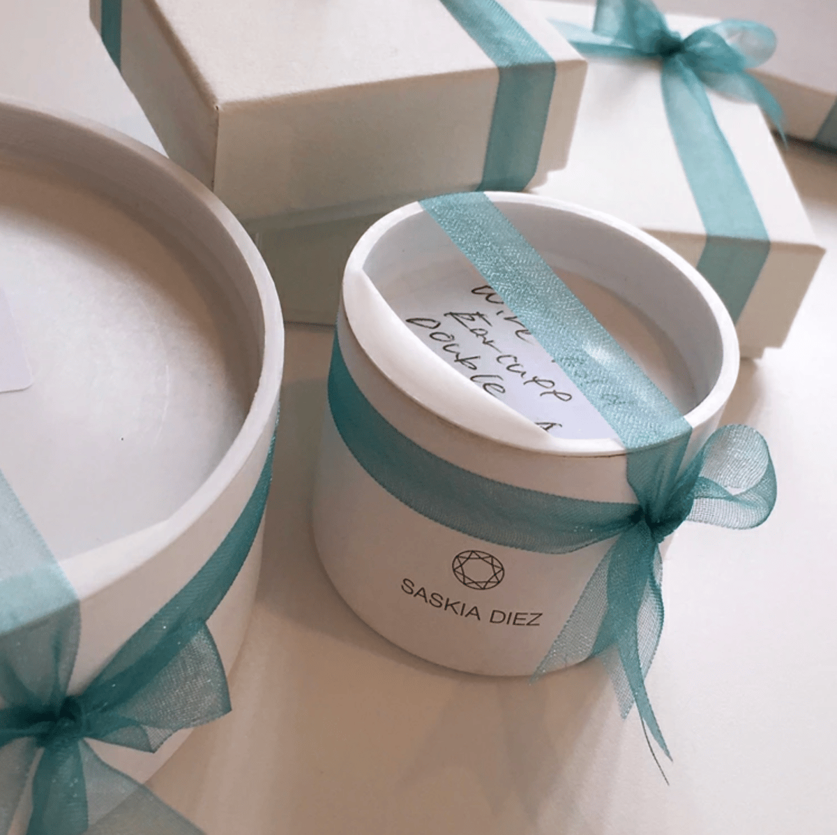 SASKIA DIEZ サスキア ディツ】レブル ディツ パールチェーン