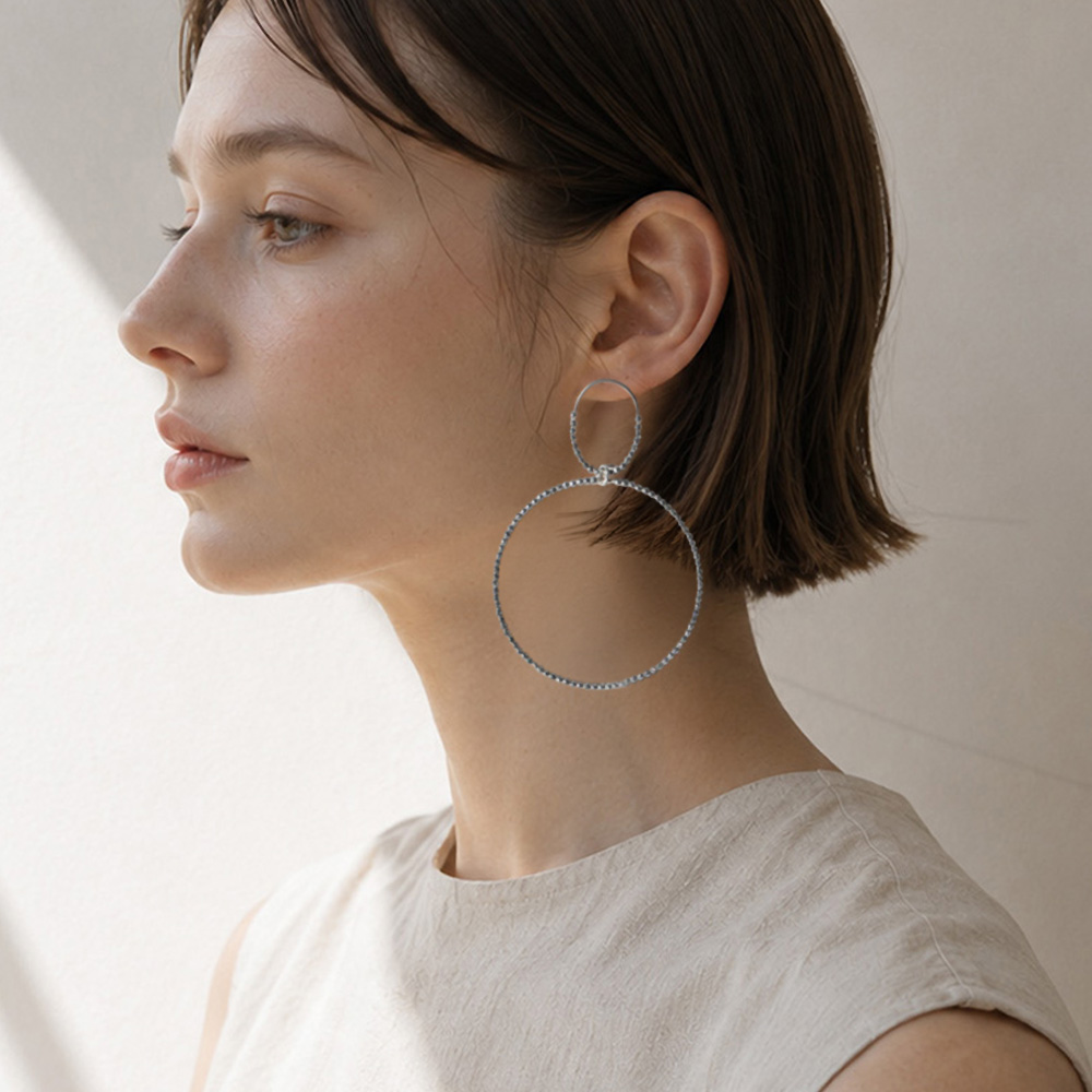 SASKIA DIEZ サスキア ディツ】【スパークリングイヤリング ピアス