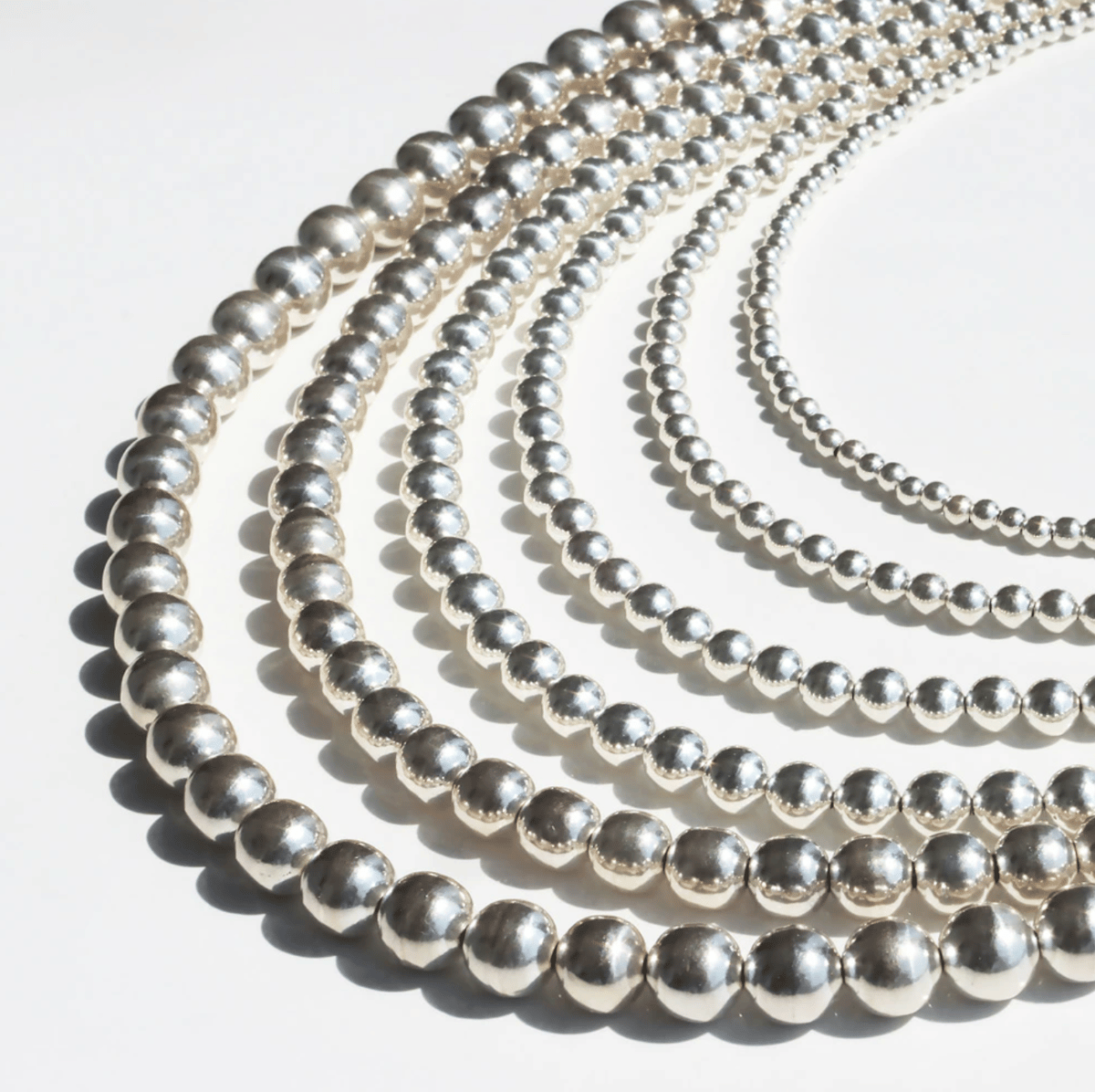 ERICKA NICOLAS BEGAY 4mm/55cm Shiny navajo pea