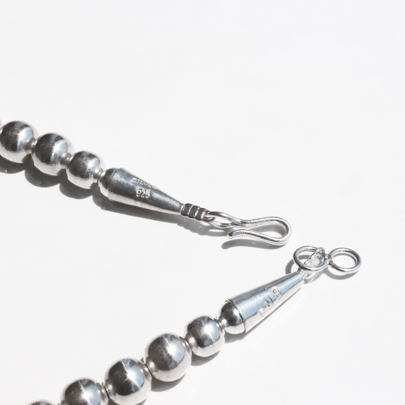 ERICKA NICOLAS BEGAY【8mm/45cm Shiny navajo pear ERICKA NICOLAS BEGAY【8mm/45cm Shiny navajo pear