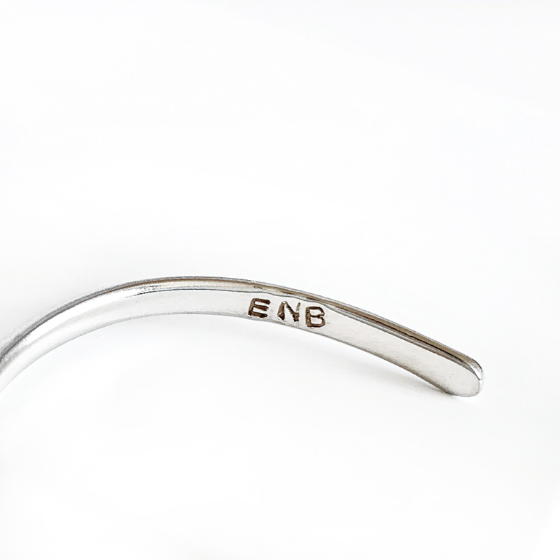 エリッカニコラスビゲイシルバーバングル③トライアングル