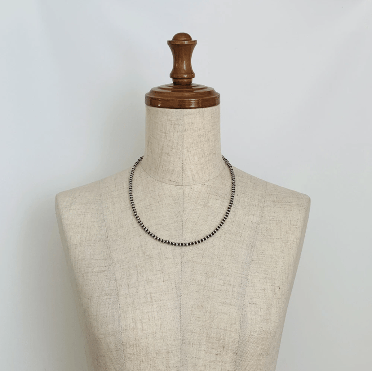 ERICKA NICOLAS BEGAY【5mm/50cm Oxidized navajo p ERICKA NICOLAS BEGAY【5mm/50cm Oxidized navajo p