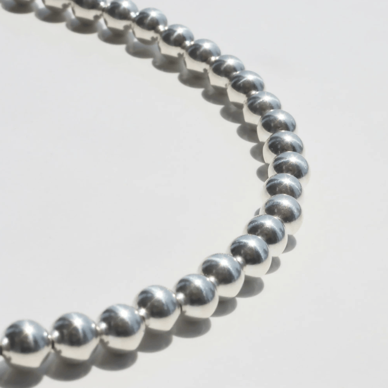 ERICKA NICOLAS BEGAY 5mm/40cm Shiny navajo pea