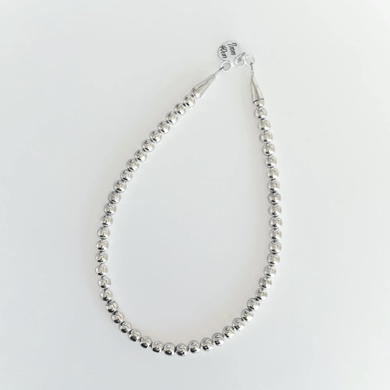 ERICKA NICOLAS BEGAY【7mm/45cm Shiny navajo pear ERICKA NICOLAS BEGAY【7mm/45cm Shiny navajo pear