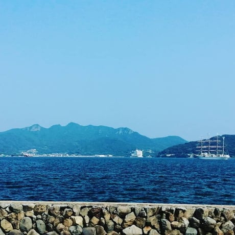残り1セット。再販は5月以降となります。香川県小豆島発酵ハム　草壁ハム製作所　小豆島放牧豚の生ハムとオリーブ夢豚の生ハム スライス30gづつ。原料による味の違いをお楽しみ下さい
