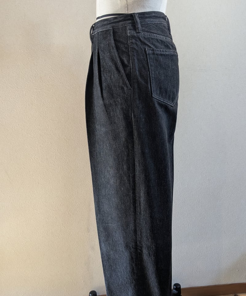 tailored wide straight【Black denim13oz】≪atrie l