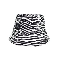 BOX LOGO  ZEBRA BUCKET HAT