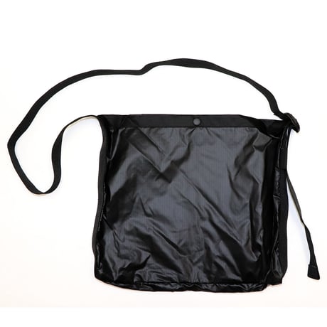 RUBBER BOX LOGO MINI SHOULDER BAG  BLACK