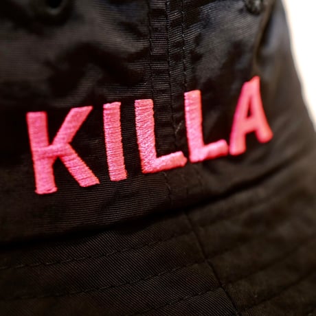 KILLA EMBROIDERY BUCKET HAT HOT PINK