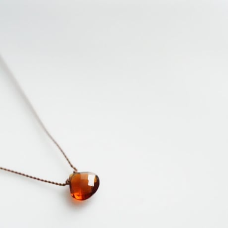Margaret Solow 　Small Faceted Stone Necklace     Garnet
