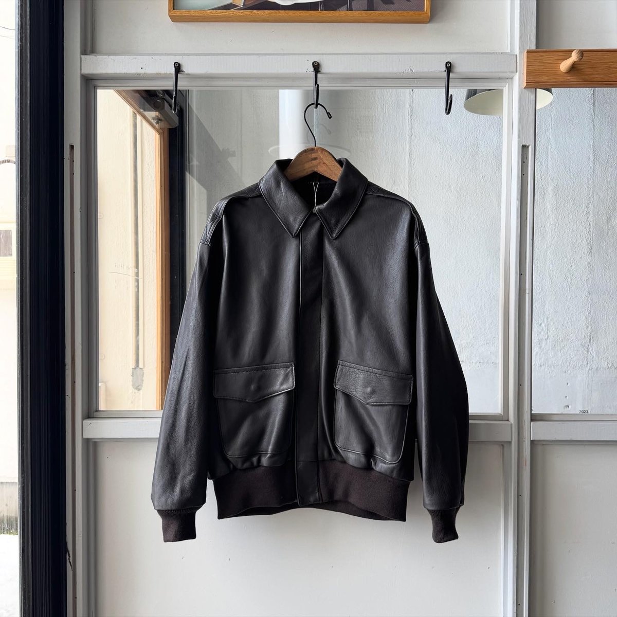 COMOLI シープスキン A-2ジャケット | Less Higashikawa