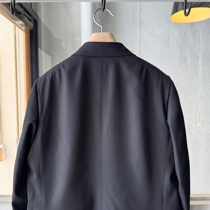 AURALEE LIGHT WOOL MAX GABARDINE JACKET | Less