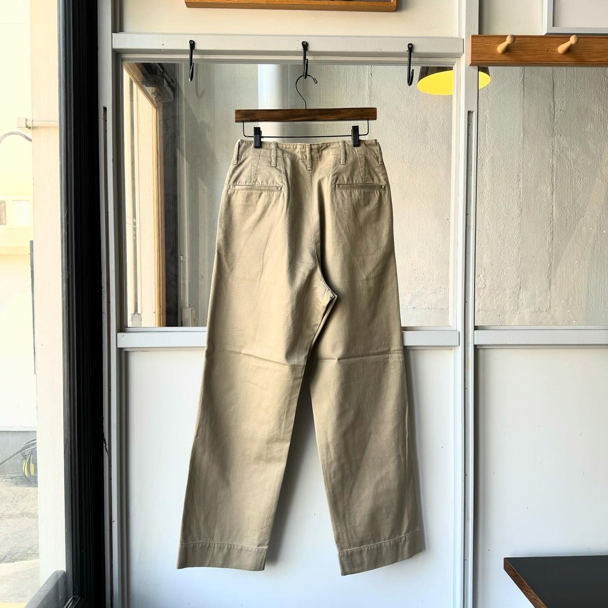 s*A様 comoli コットンチノ　パンツ fit=scale-down,w=1200