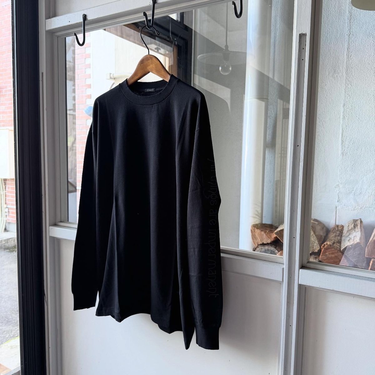 COMOLI コットンカシミヤ 長袖Tシャツ | Less Higashikawa