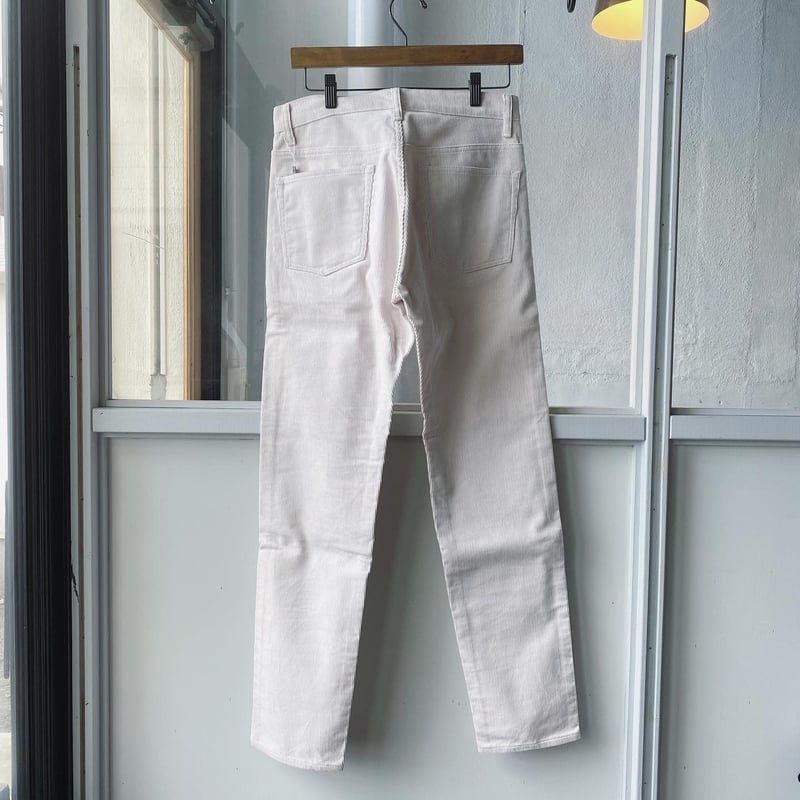 COMOLI コーデュロイ 5Pパンツ | Less Higashikawa COMOLI コーデュロイ 5Pパンツ | Less Higashikawa
