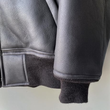 COMOLI　シープスキン ジップパーカ
