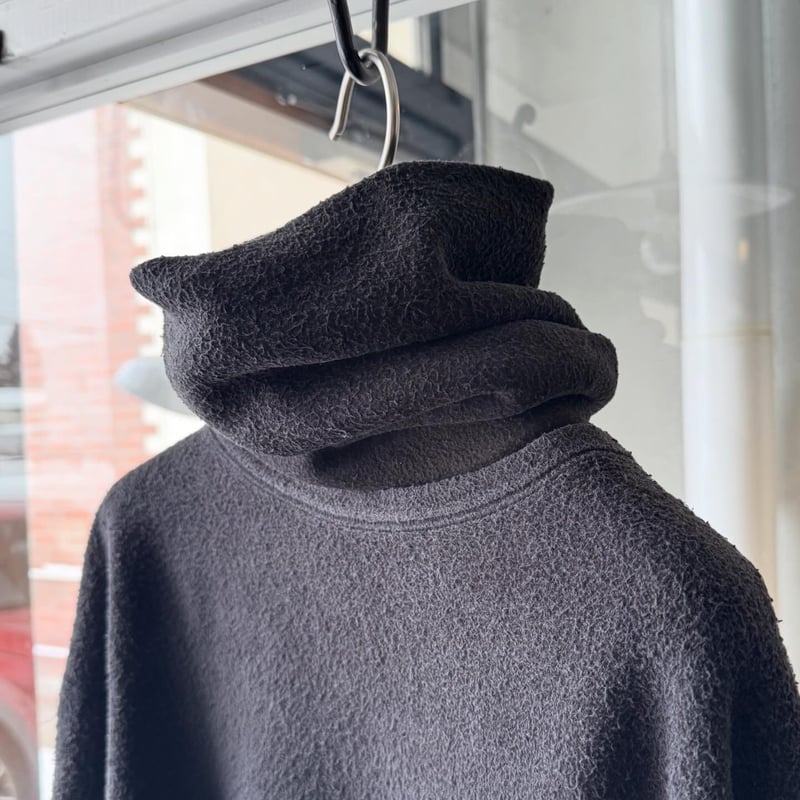 COMOLI フリース ネックウォーマー | Less Higashikawa