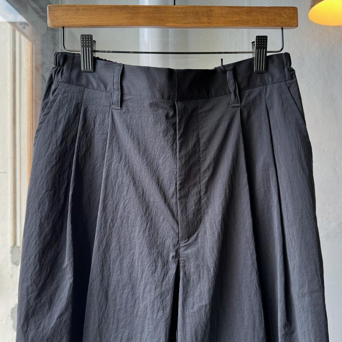 ssstein WINDPROOF NYLON EASY WIDE TROUSERS |