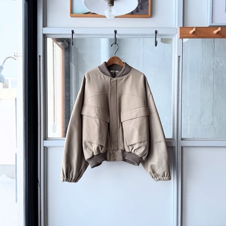 AURALEE　LIGHT WOOL MAX GABARDINE CHAMBRAY PADDED FLIGHT BLOUSON