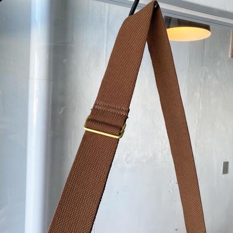 COMOLI　ヘンプダックショルダーバッグ