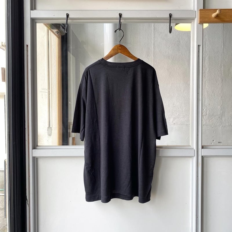 COMOLI サマーウール天竺 Tシャツ | Less Higashikawa COMOLI サマーウール天竺 Tシャツ | Less Higashikawa