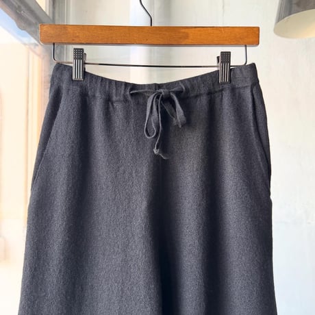 COMOLI　ウール和紙　ニットパンツ