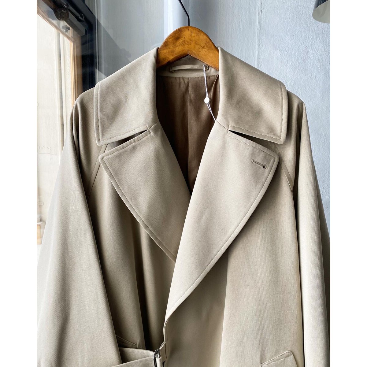 COMOLI コットンギャバ タイロッケンコート | Less Higashikawa COMOLI コットンギャバ タイロッケンコート | Less Higashikawa