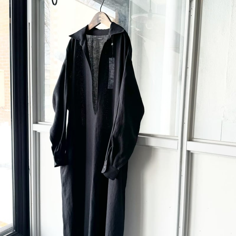 COMOLI カナパ ワンピース | Less Higashikawa COMOLI カナパ ワンピース | Less Higashikawa