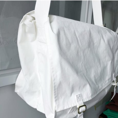 AURALEE   BIG SHOULDER BAG  made by CHACOLI
