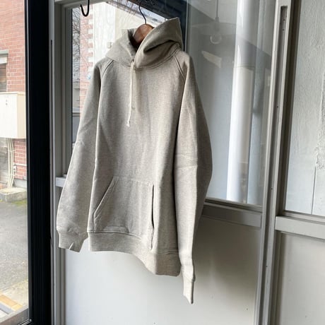 COMOLI　コットン吊裏毛 パーカ