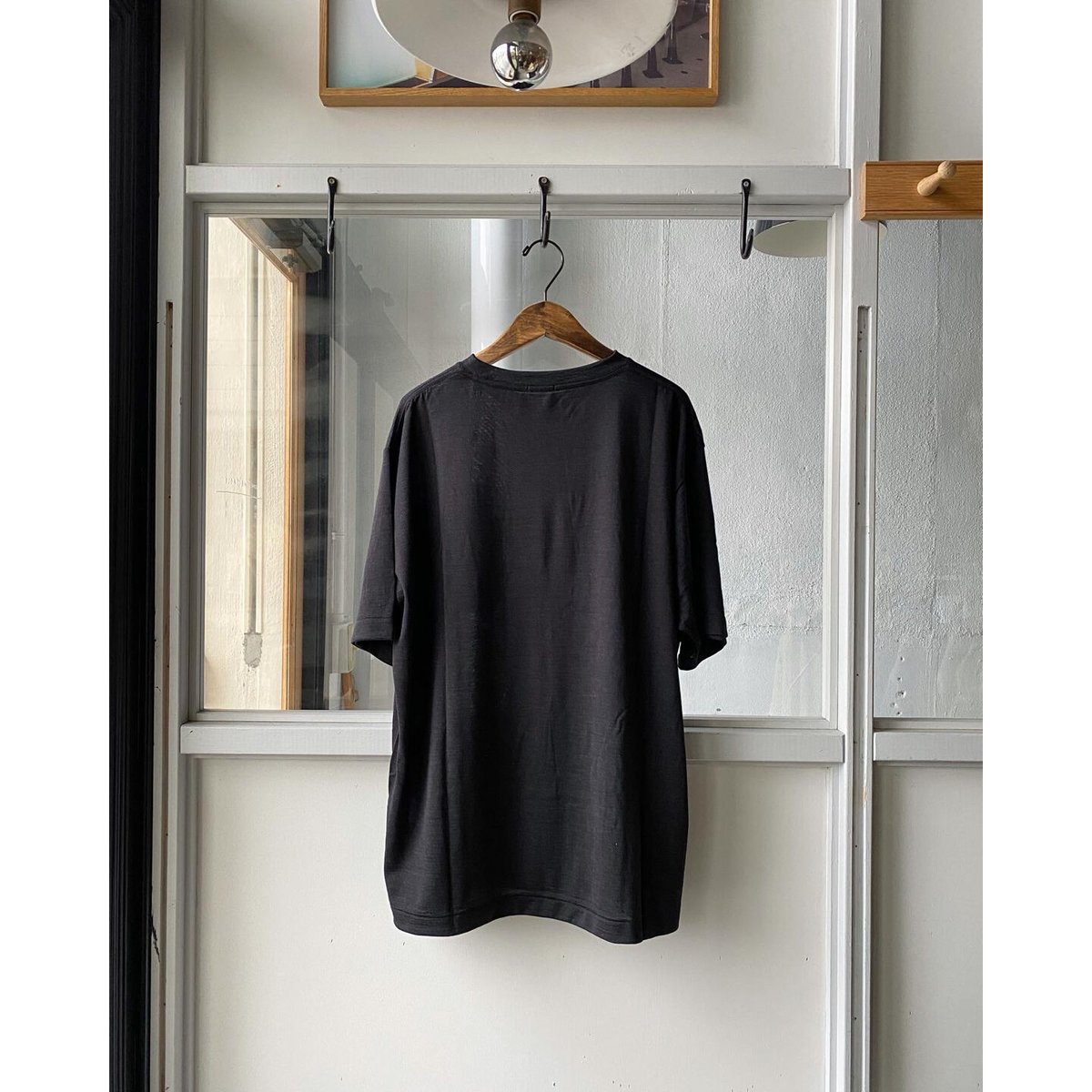 comoli ウール天竺Tシャツ パープルブルー 2 COMOLI ウール天竺 Tシャツ 購入レビュー | めもぶろ