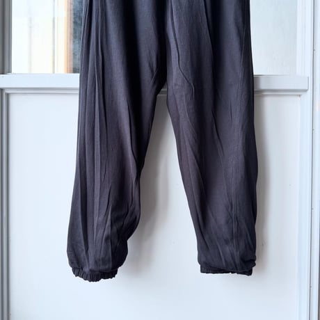 COMOLI　リバーシブル パンツ