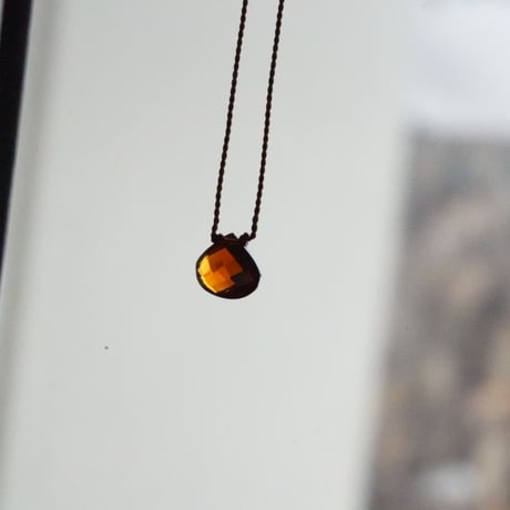 Margaret Solow 　Small Faceted Stone Necklace     Garnet