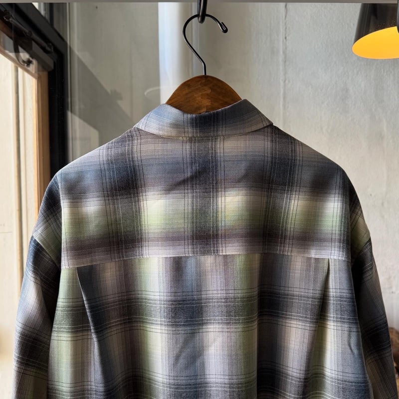 AURALEE SUPER LIGHT WOOL CHECK SHIRT | Less Hi