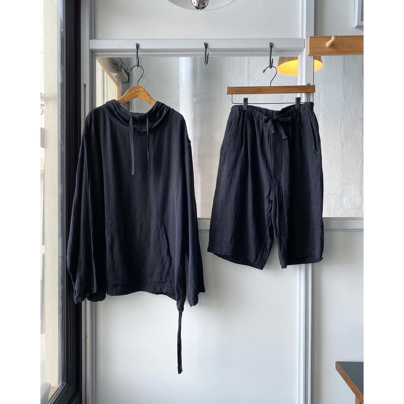 COMOLI シルクネップビエラ ショーツ | Less Higashikawa COMOLI シルクネップビエラ ショーツ | Less Higashikawa