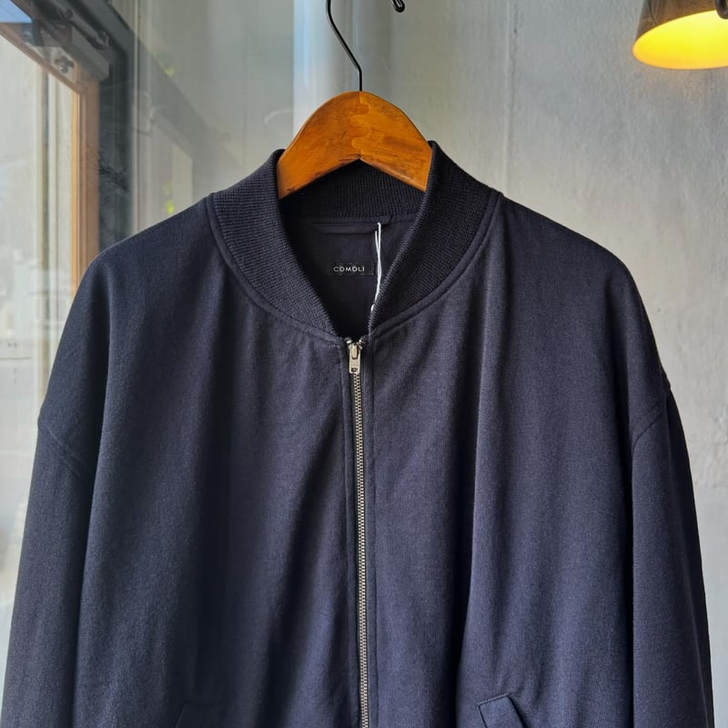 COMOLI ウールニット ジップブルゾン | Less Higashikawa COMOLI ウールニット ジップブルゾン | Less Higashikawa