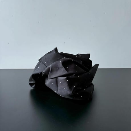 COMOLI　シルクドット スカーフ