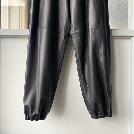 COMOLI　シープスキン トレーニングパンツ