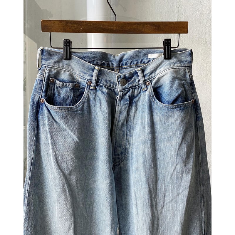 COMOLI デニム 5Pパンツ BLEACH | Less Higashikawa COMOLI デニム 5Pパンツ BLEACH | Less Higashikawa